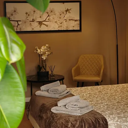 Adr Charme Bed & Breakfast