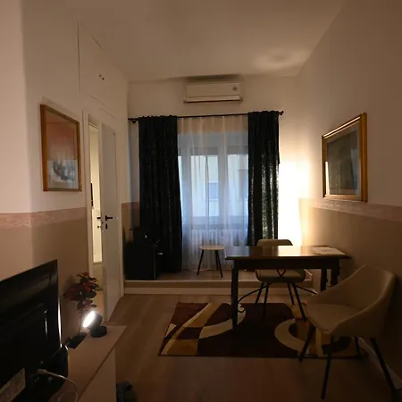 Adr Charme Bed & Breakfast