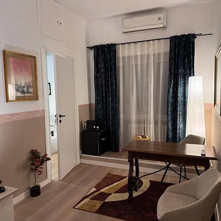 Nocleg ze śniadaniem Adr Charme